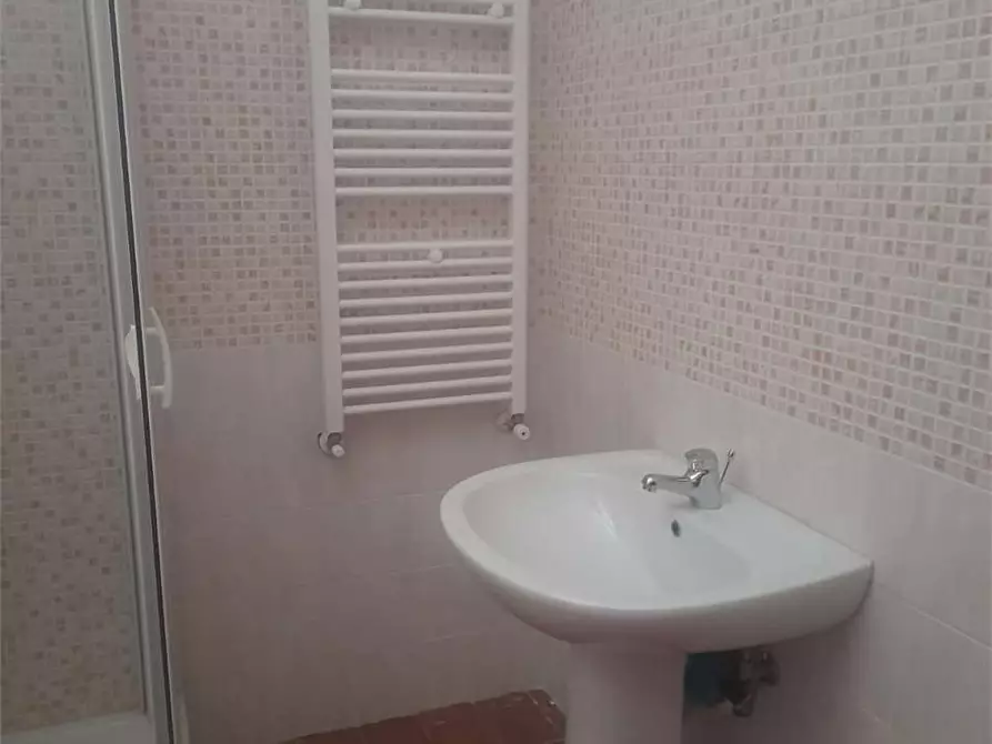 Immagine 28 di Villa in vendita  a Itri