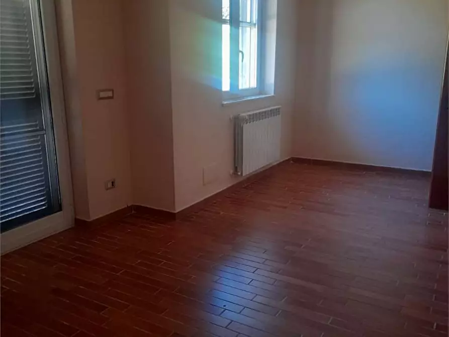 Immagine 21 di Villa in vendita  a Itri