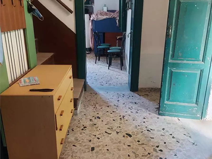 Immagine 4 di Casa indipendente in vendita  a Formia