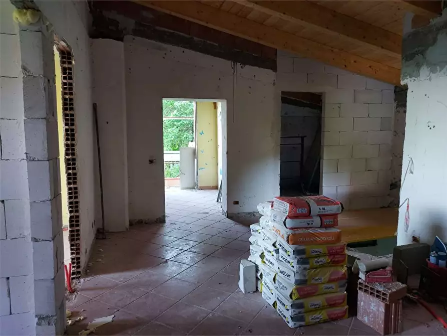 Immagine 14 di Villa in vendita  a Formia