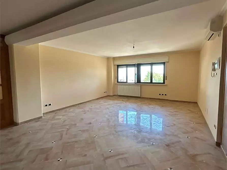 Immagine 2 di Appartamento in vendita  a Formia