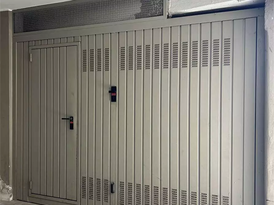 Immagine 24 di Appartamento in vendita  a Formia