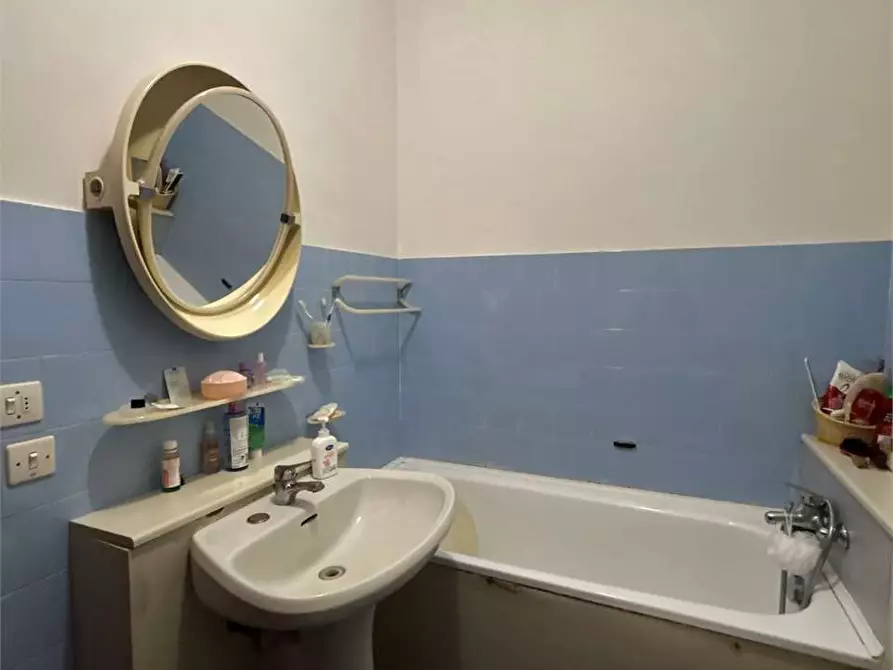 Immagine 21 di Appartamento in vendita  a Gaeta