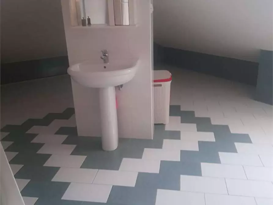 Immagine 13 di Appartamento in vendita  a Formia