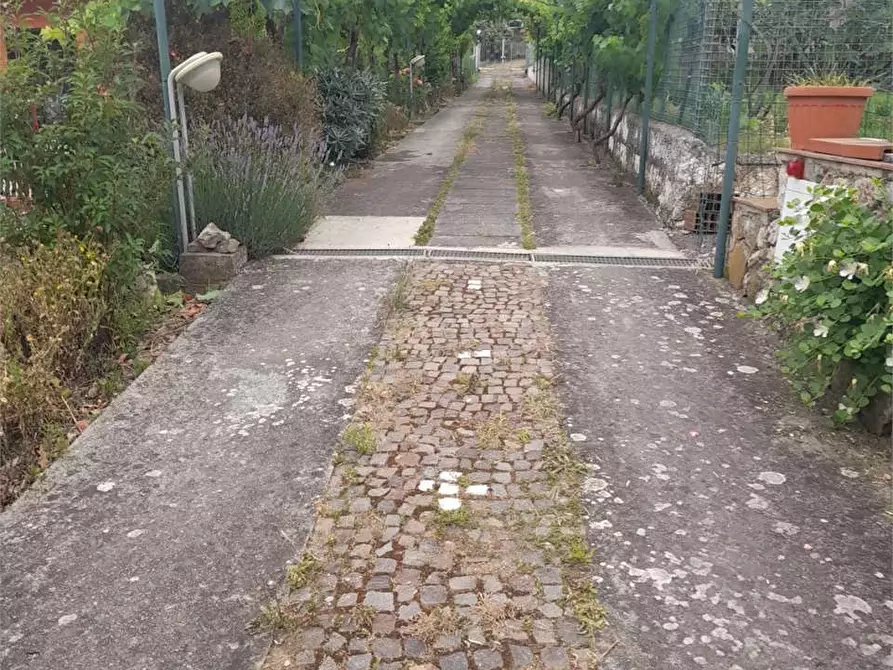 Immagine 16 di Villa in vendita  a Formia