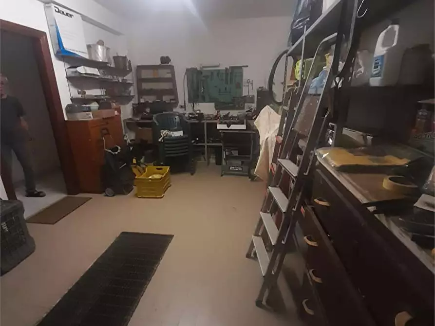 Immagine 17 di Villa in vendita  a Formia