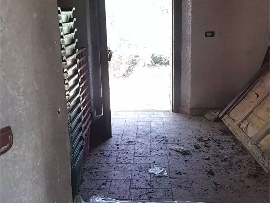 Immagine 7 di Rustico / casale in vendita  a Formia