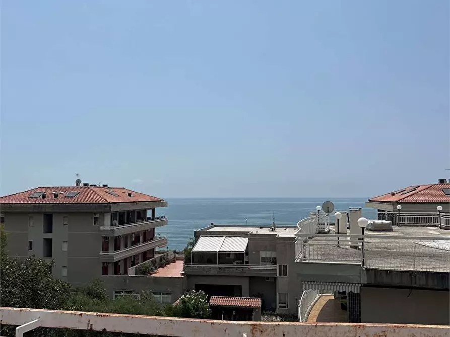 Immagine 1 di Appartamento in vendita  a Formia