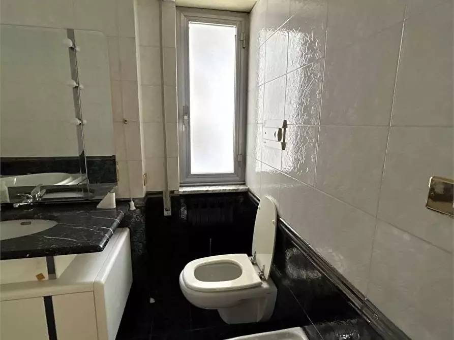 Immagine 18 di Appartamento in vendita  a Formia