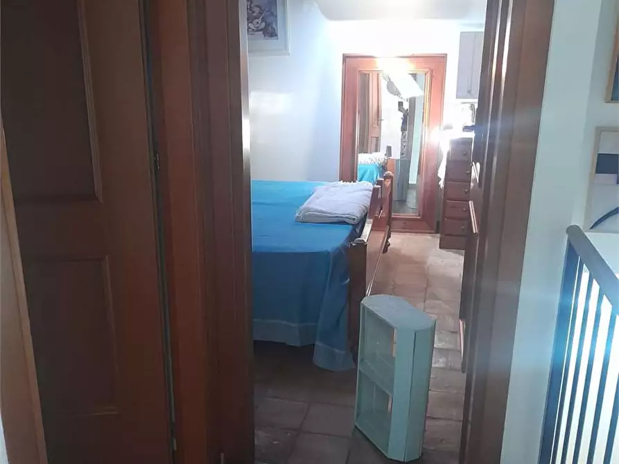 Immagine 6 di Casa indipendente in vendita  a Formia