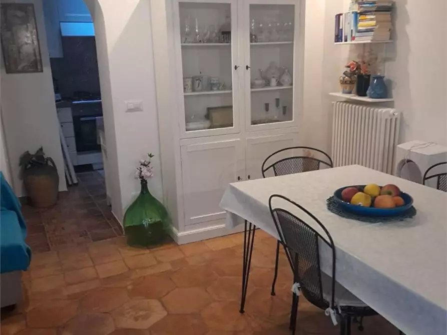 Immagine 12 di Casa indipendente in vendita  a Formia