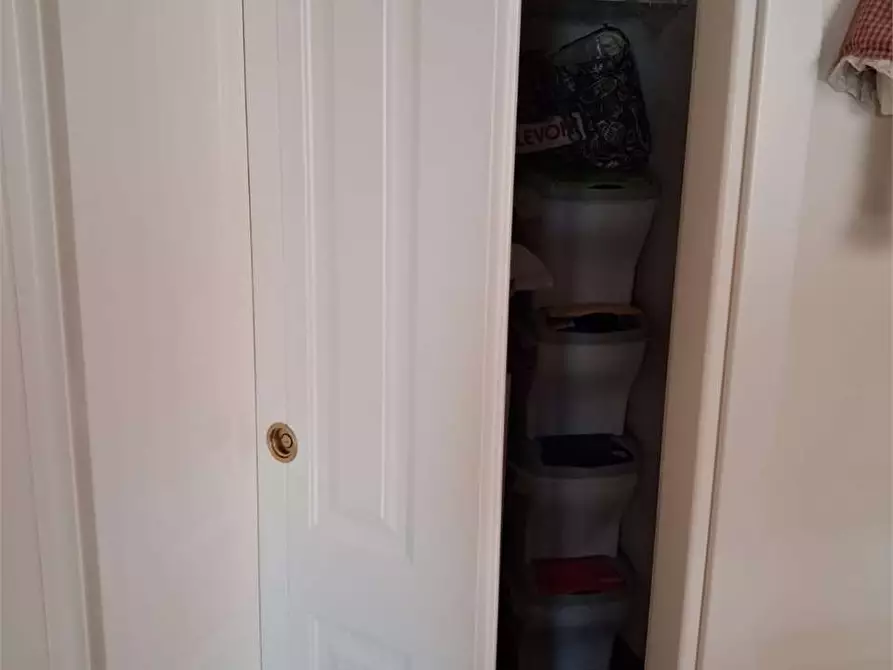 Immagine 21 di Appartamento in vendita  a Formia