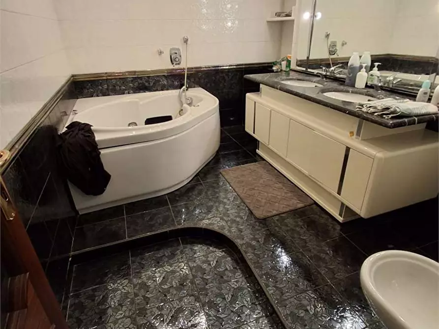 Immagine 8 di Appartamento in affitto  a Formia