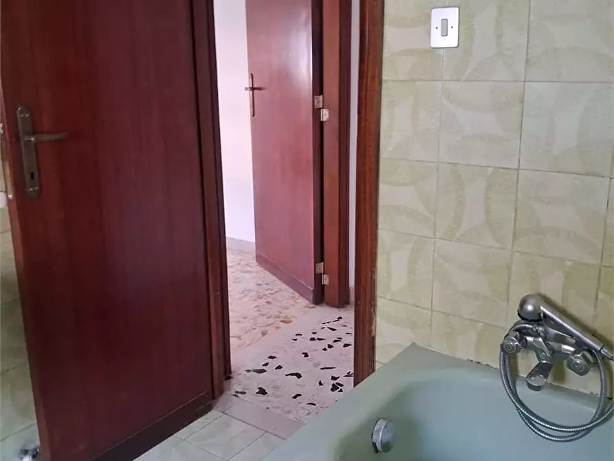 Immagine 15 di Appartamento in vendita  a Formia