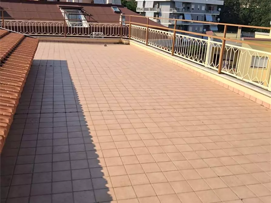 Immagine 7 di Mansarda in vendita  a Formia