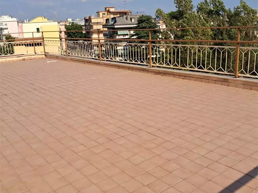 Immagine 8 di Mansarda in vendita  a Formia