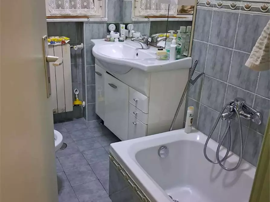 Immagine 6 di Casa indipendente in vendita  a Formia