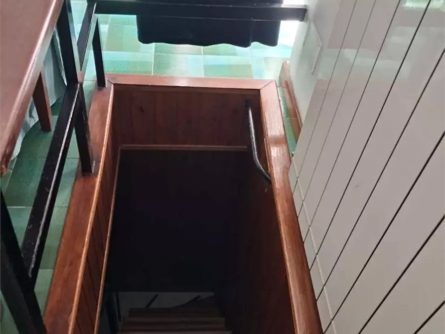 Immagine 10 di Casa indipendente in vendita  a Formia