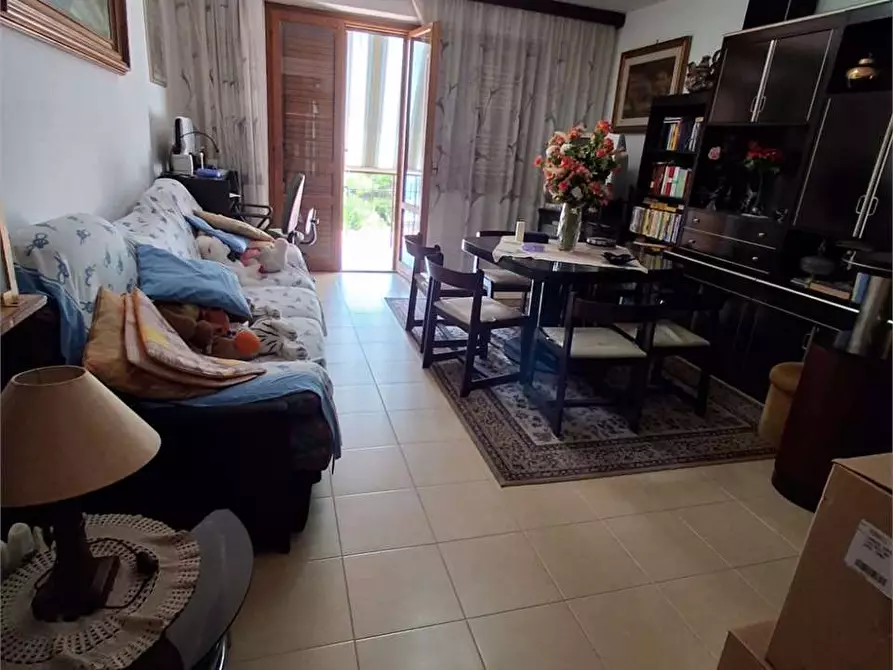 Immagine 4 di Villa in vendita  a Formia