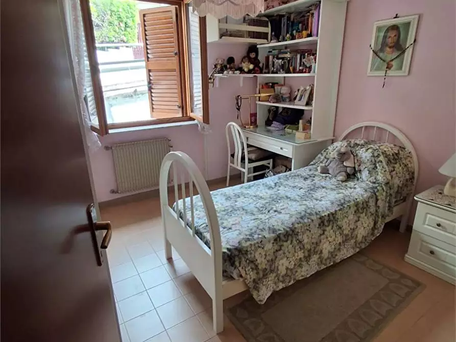 Immagine 5 di Villa in vendita  a Formia