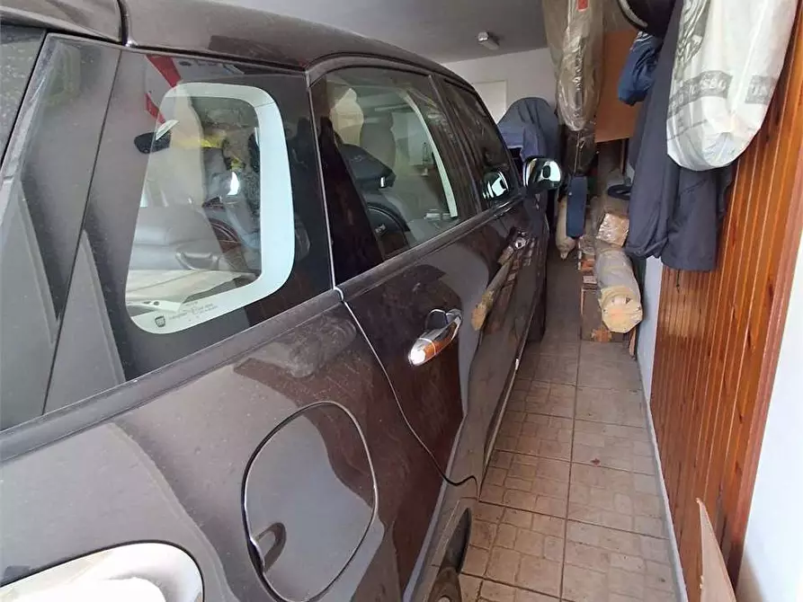 Immagine 12 di Villa in vendita  a Formia