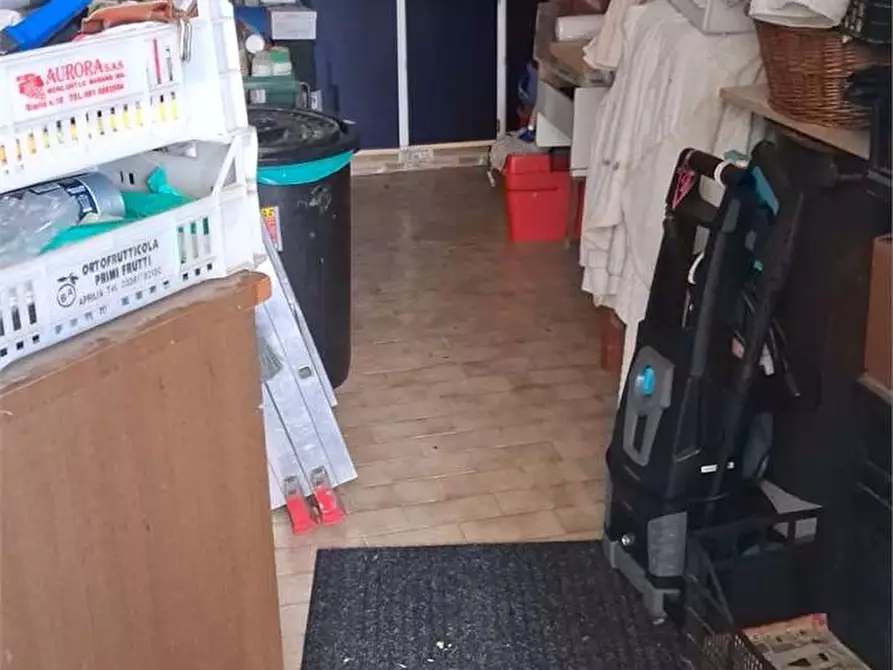 Immagine 15 di Villa in vendita  a Formia