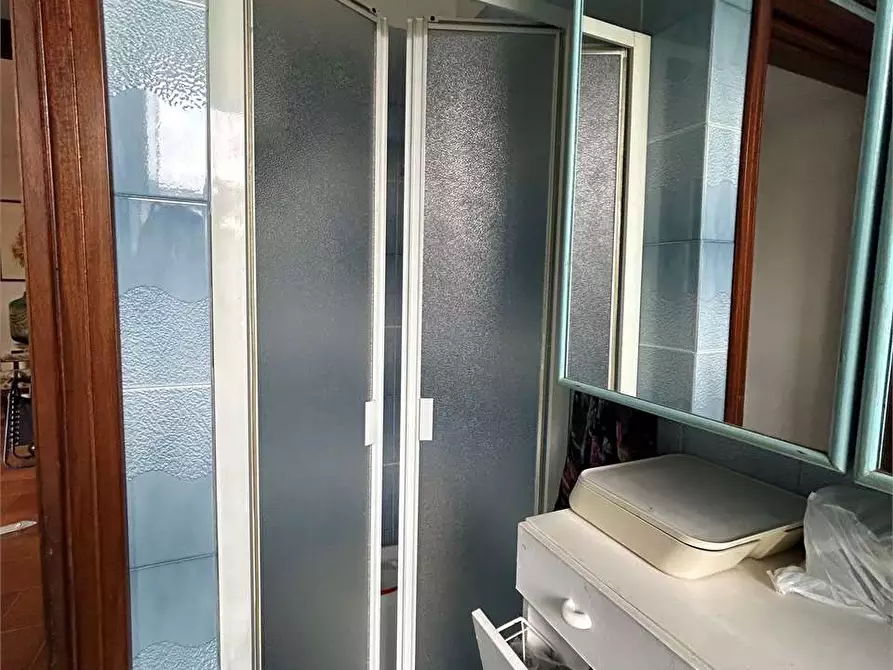 Immagine 11 di Villa in vendita  a Formia