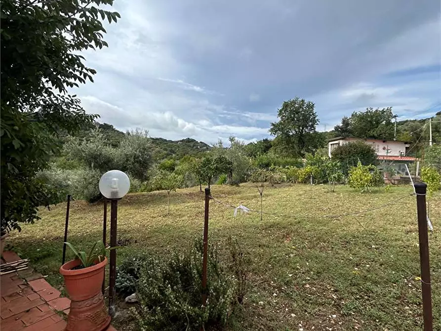 Immagine 29 di Villa in vendita  a Formia