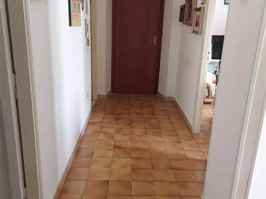 Immagine 2 di Appartamento in vendita  a Formia