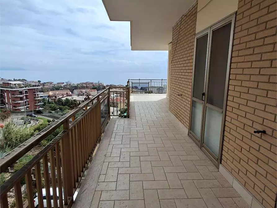 Immagine 19 di Appartamento in vendita  a Formia