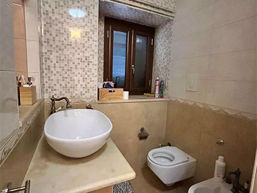 Immagine 9 di Appartamento in vendita  a Formia