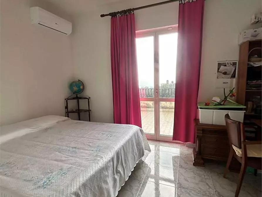 Immagine 43 di Villa in vendita  a Formia