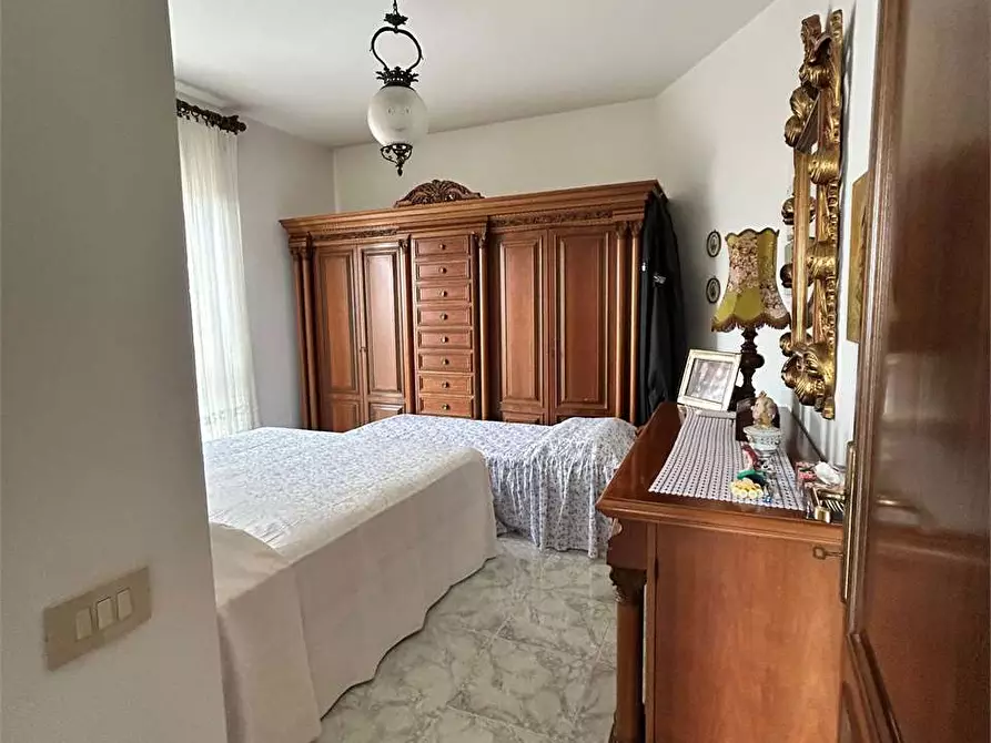 Immagine 45 di Villa in vendita  a Formia