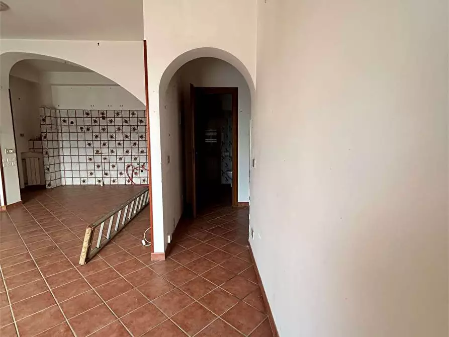 Immagine 9 di Villa in vendita  a Formia