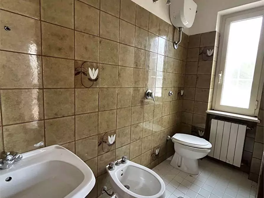 Immagine 19 di Villa in vendita  a Formia