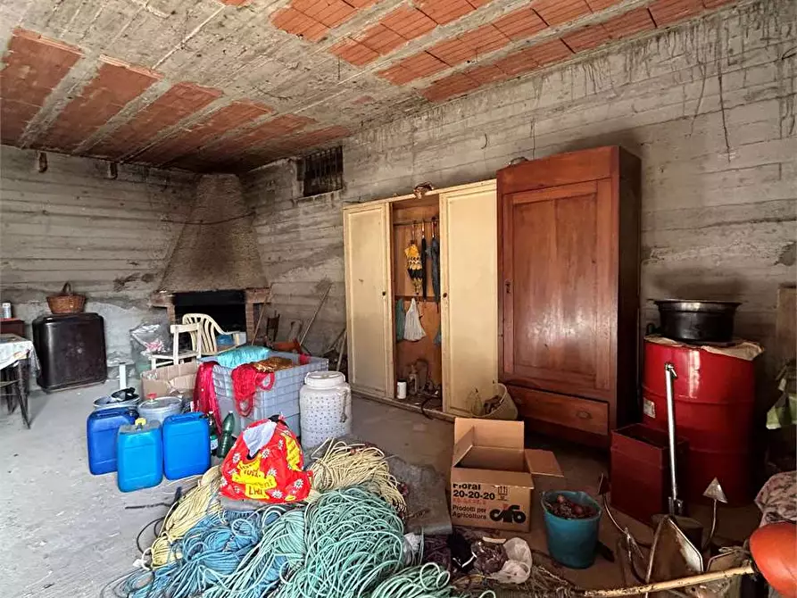 Immagine 25 di Villa in vendita  a Formia