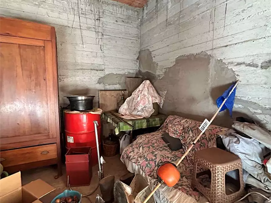 Immagine 26 di Villa in vendita  a Formia