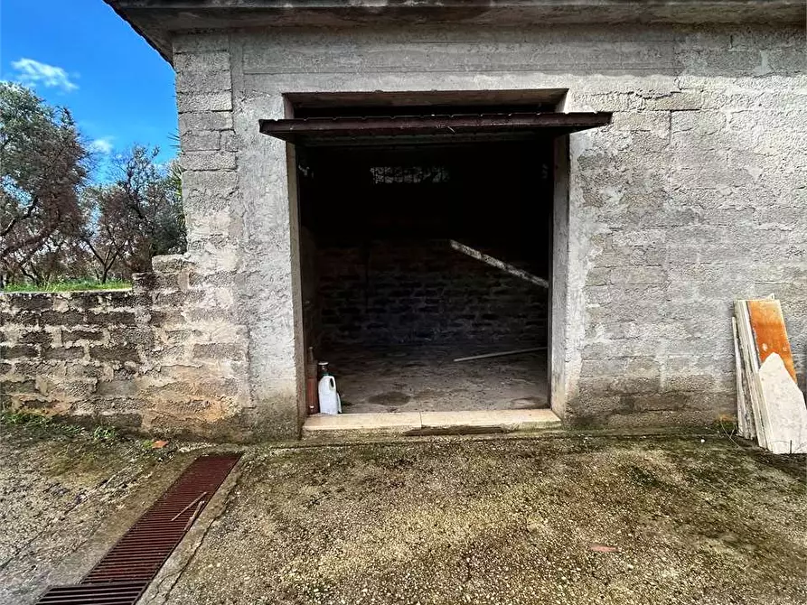 Immagine 33 di Villa in vendita  a Formia