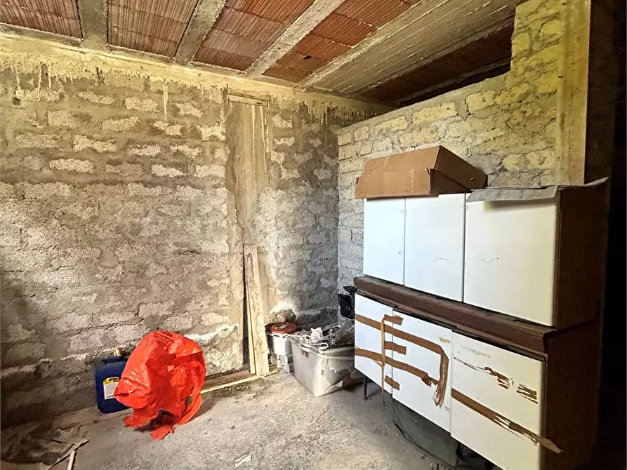 Immagine 36 di Villa in vendita  a Formia