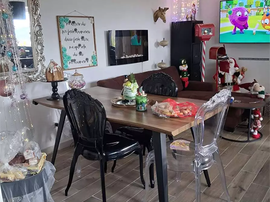 Immagine 3 di Villa in vendita  a Coreno Ausonio