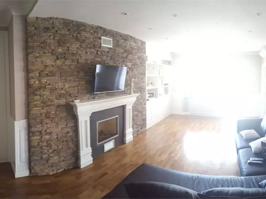 Immagine 11 di Appartamento in vendita  a Formia