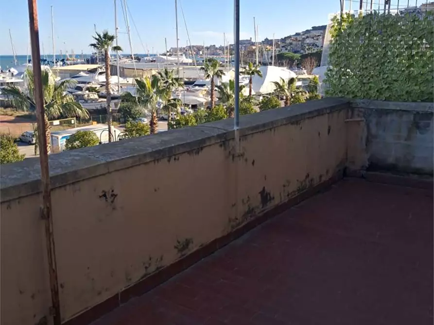 Immagine 10 di Appartamento in vendita  a Gaeta