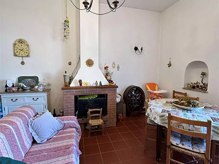 Immagine 11 di Appartamento in vendita  a Itri