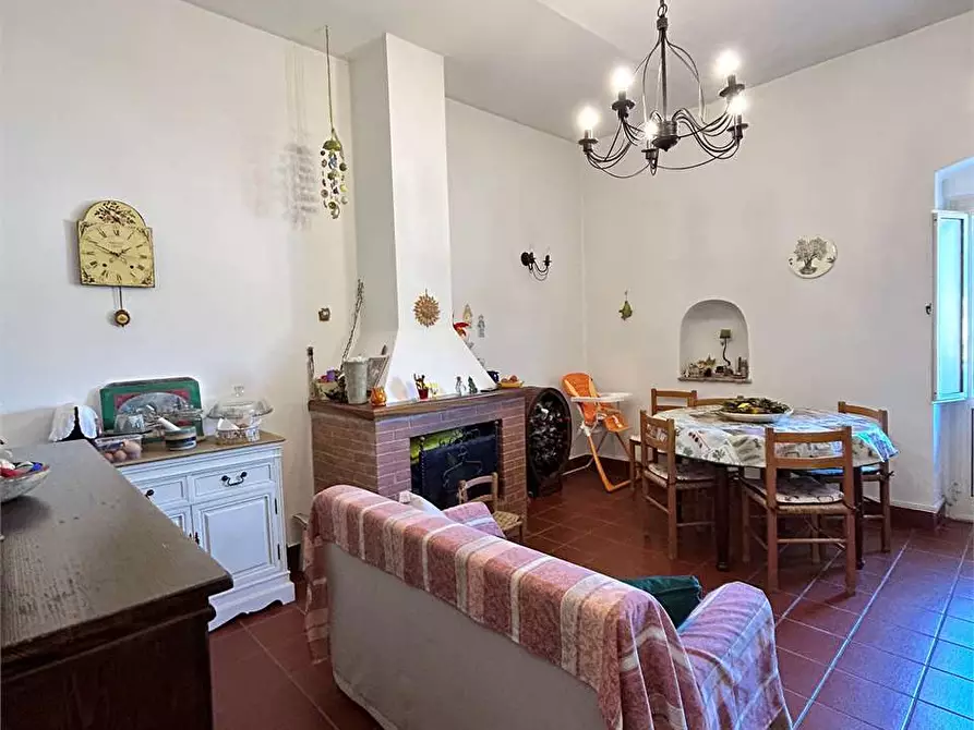 Immagine 12 di Appartamento in vendita  a Itri