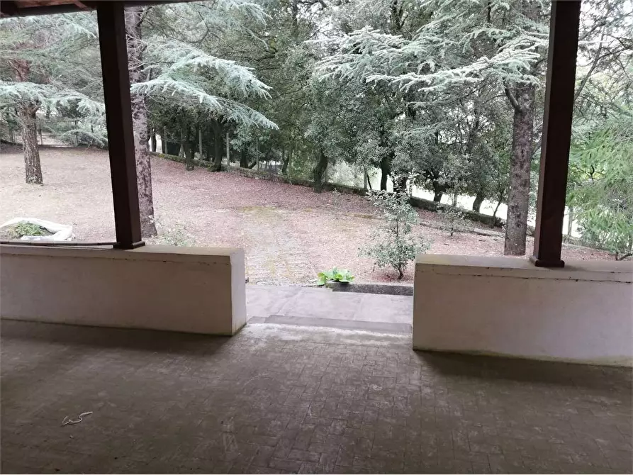 Immagine 12 di Villa in vendita  a Formia