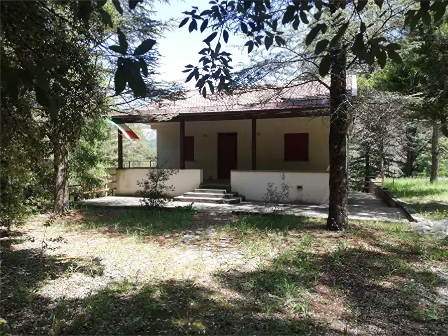 Immagine 14 di Villa in vendita  a Formia