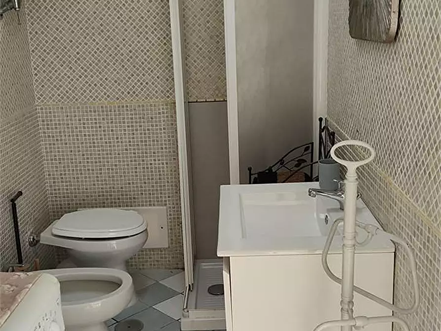 Immagine 12 di Appartamento in affitto  a Formia