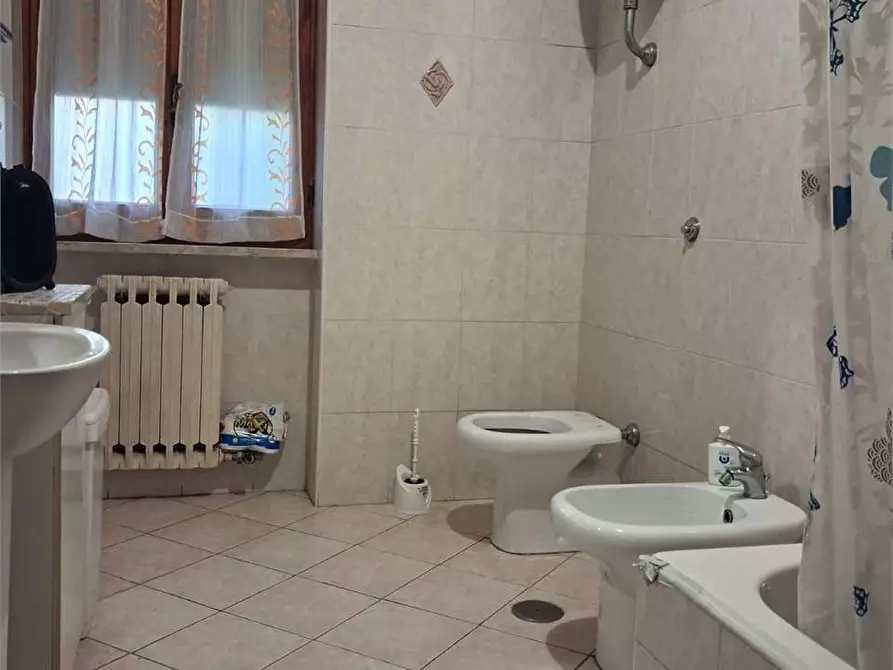 Immagine 8 di Villa in vendita  a Formia