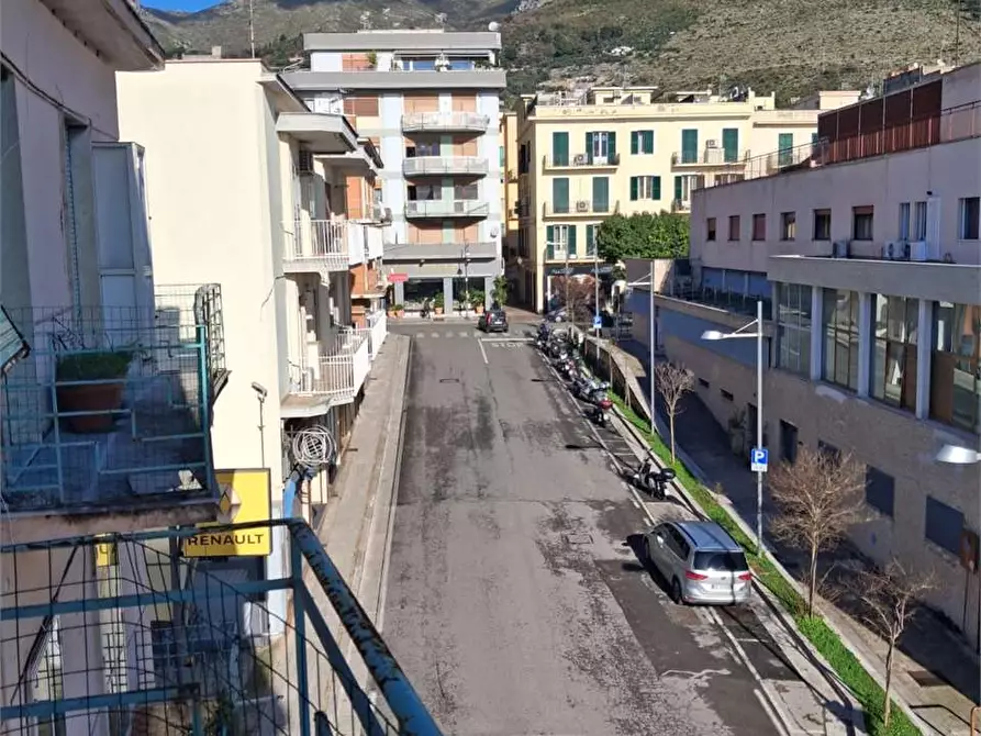 Immagine 12 di Appartamento in vendita  a Formia