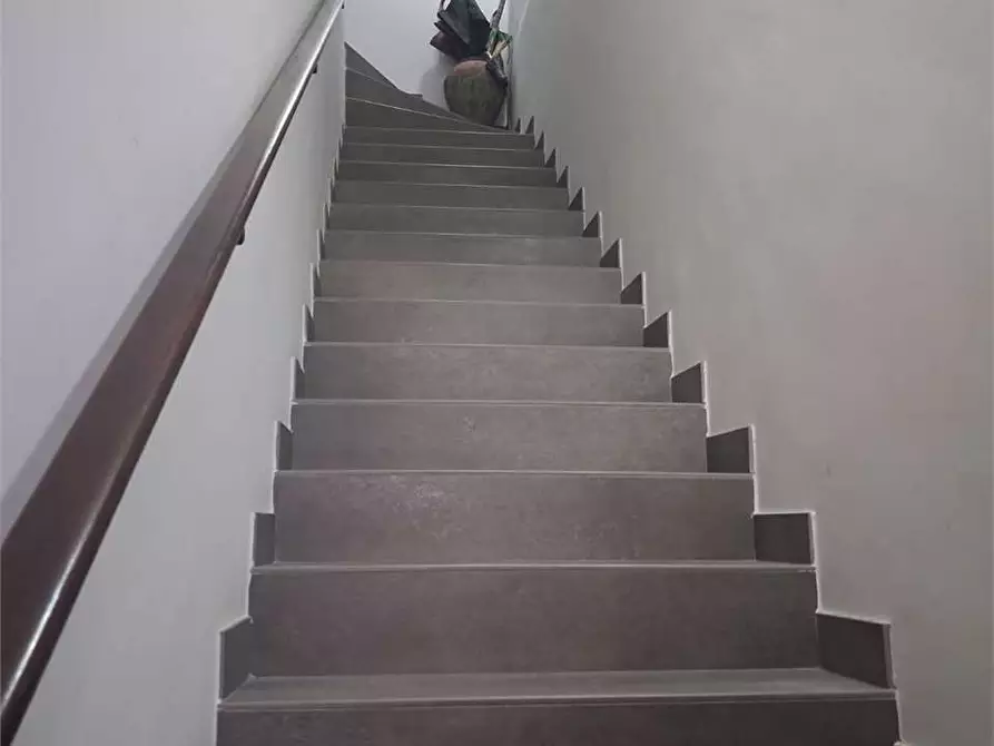 Immagine 3 di Stabile in vendita  a Formia